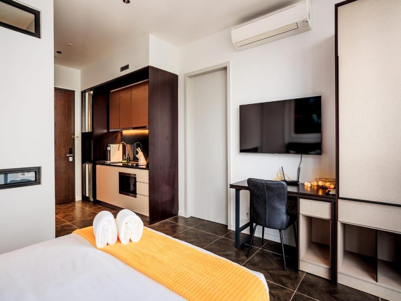 Scarletz Apartment